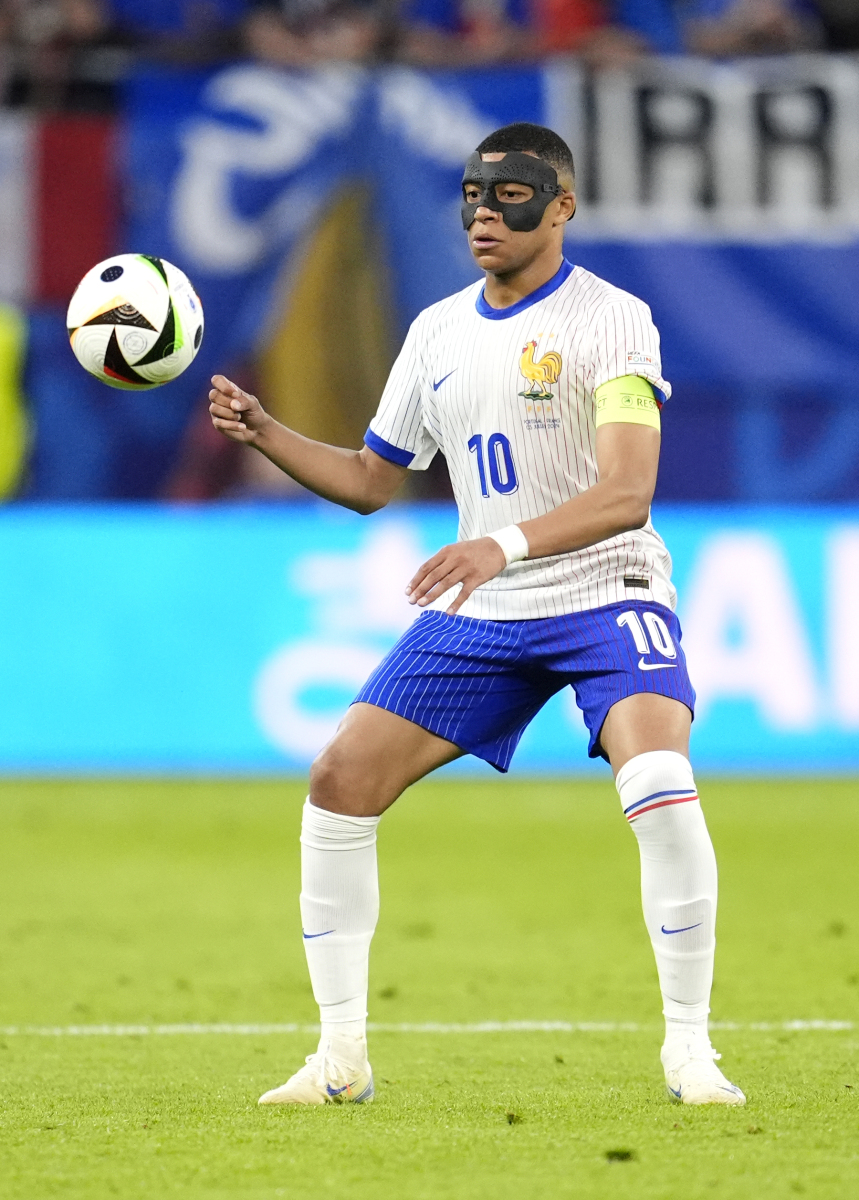 mk体育在线包含Doinb在法国队比赛中败北，回归赛场引发热议！的词条