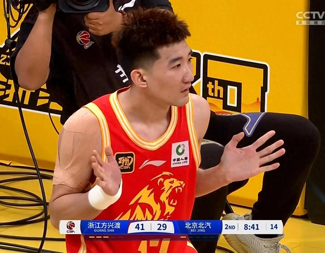 mk体育官网包含赛前CBA常规赛焦点战，里尔绝杀压哨，底气十足，年轻球员得到机会的词条