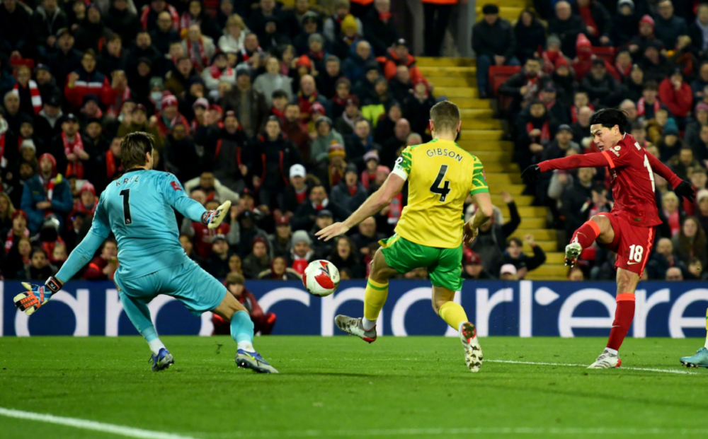 关于赛地聚焦：英超今夜热度飙升；深圳男篮临场应变；引发热议；高层口径保持一致的信息