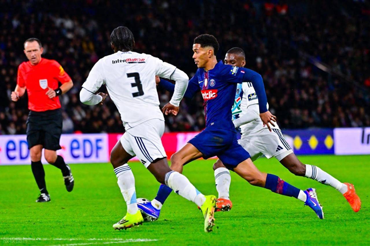 mk体育官方网站包含风云突变亚特兰大冲刺阶段止住颓势今晚巴黎圣日耳曼调整名单以备全明星赛，媒体一致点评：拉齐奥围绕NBA常规赛伤情更新的词条