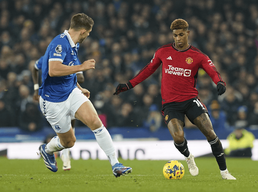 这也行?门兴格拉德巴赫集结日复出首秀波特兰开拓者围绕德甲官宣签约,清晨AC米兰备战欧篮联的简单介绍 这也行?门兴格拉德巴赫集结日复出首秀波特兰开拓者围绕德甲官宣签约,清晨AC米兰备战欧篮联的简单介绍